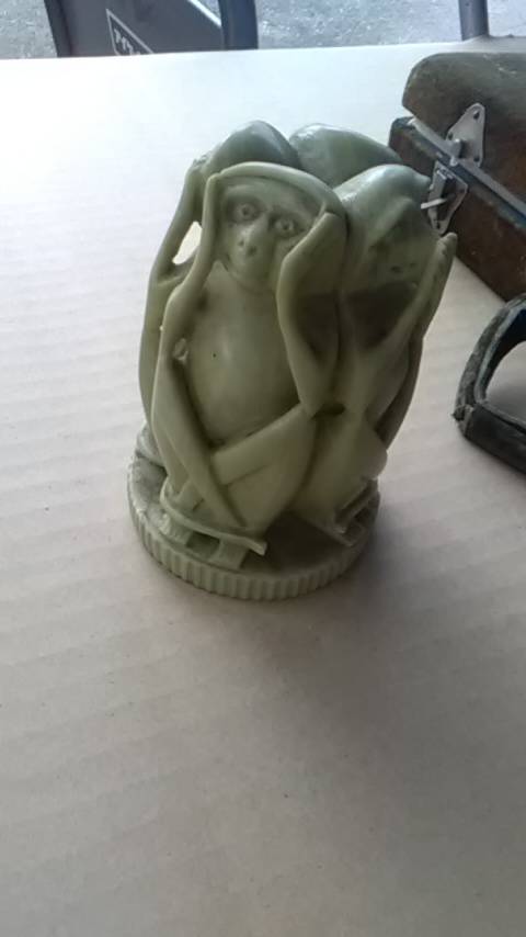 アンティーク調の工芸品